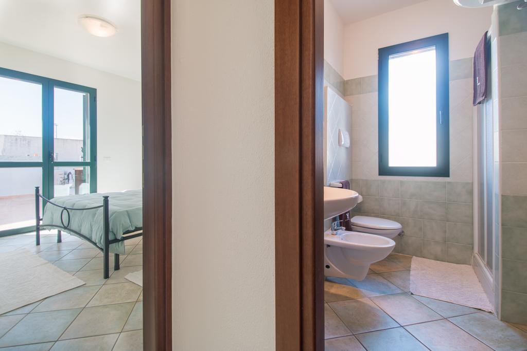Residenza Maria Antonia - Private Apartment Orosei Kültér fotó