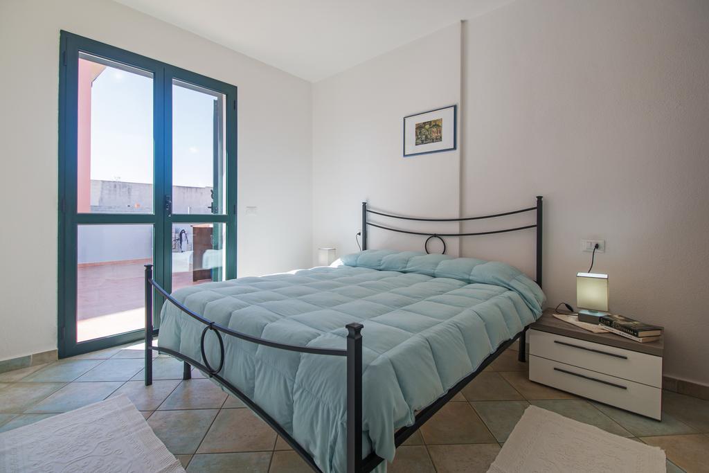 Residenza Maria Antonia - Private Apartment Orosei Kültér fotó