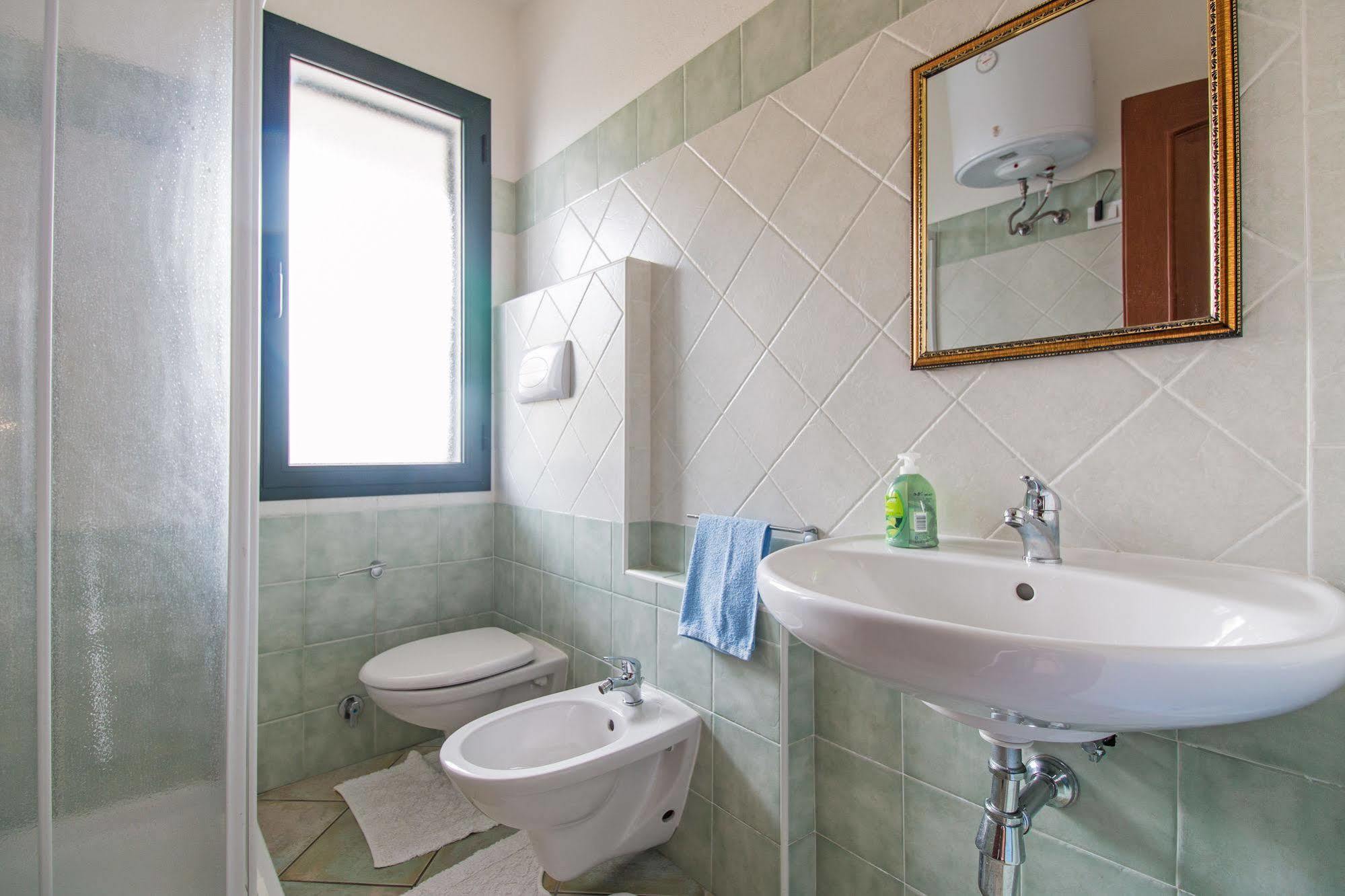 Residenza Maria Antonia - Private Apartment Orosei Kültér fotó